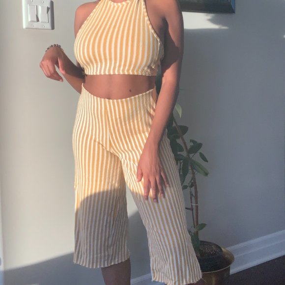Cute Yellow Set - Picture 1 of 5